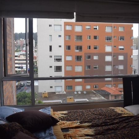 Deluxe Apartment Metroplaza Quito Exterior photo