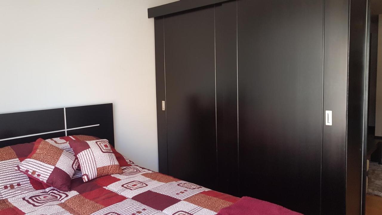 Deluxe Apartment Metroplaza Quito Exterior photo
