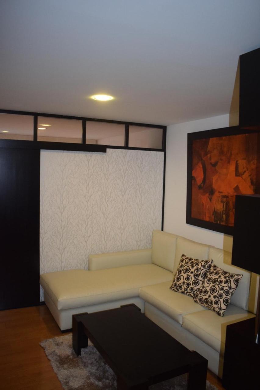 Deluxe Apartment Metroplaza Quito Exterior photo