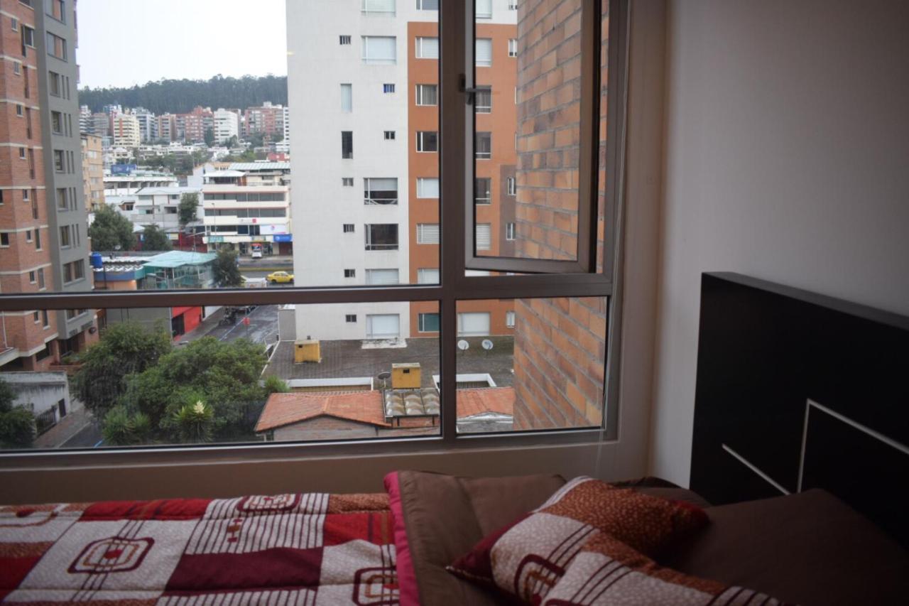 Deluxe Apartment Metroplaza Quito Exterior photo