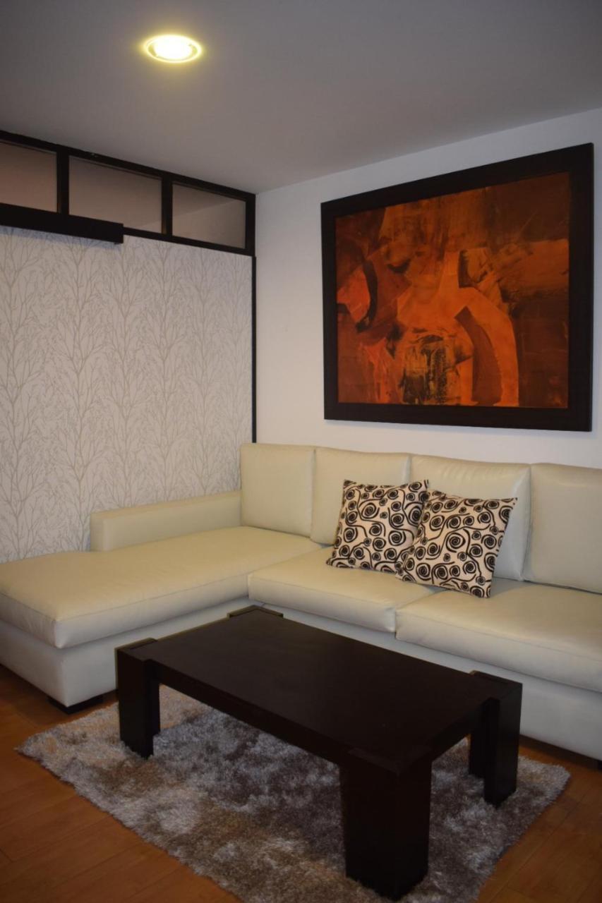 Deluxe Apartment Metroplaza Quito Exterior photo